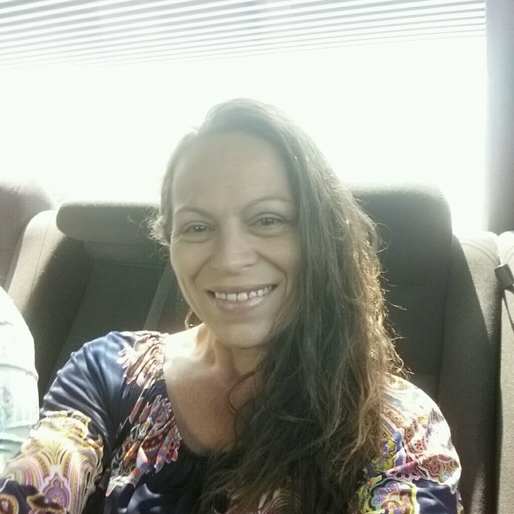 Meet your Posher, Cindy - Picture 1 of 1